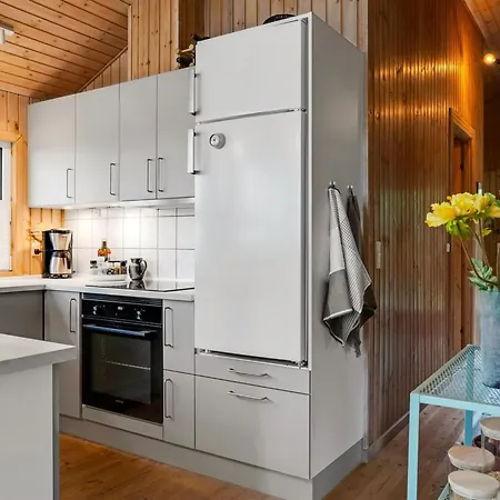 Jaakob - 4km From The Sea By Interhome