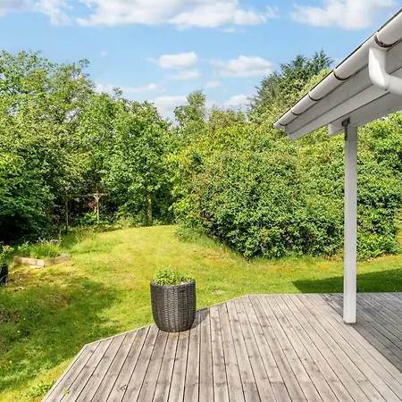 Jaakob - 4km From The Sea By Interhome *